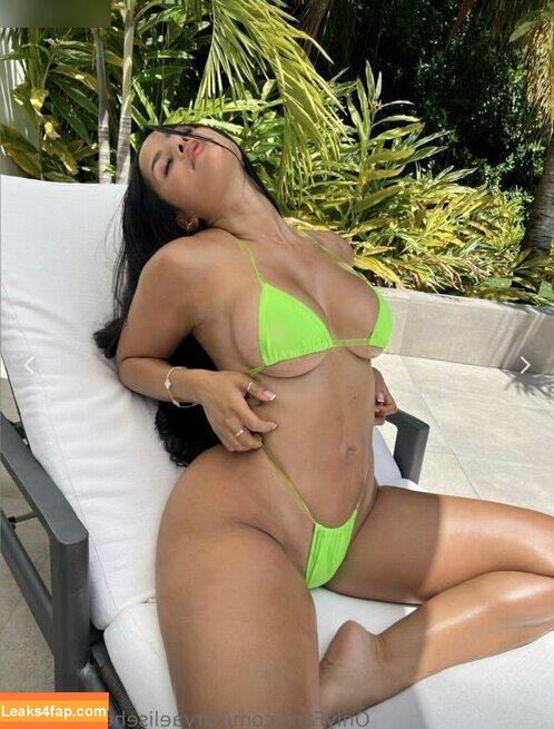 Katya Elise Henry / katyaelisehenry leaked photo photo #1069