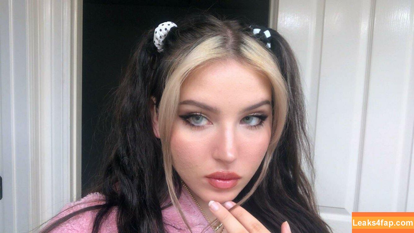 katyakittyxo /  leaked photo photo #0047