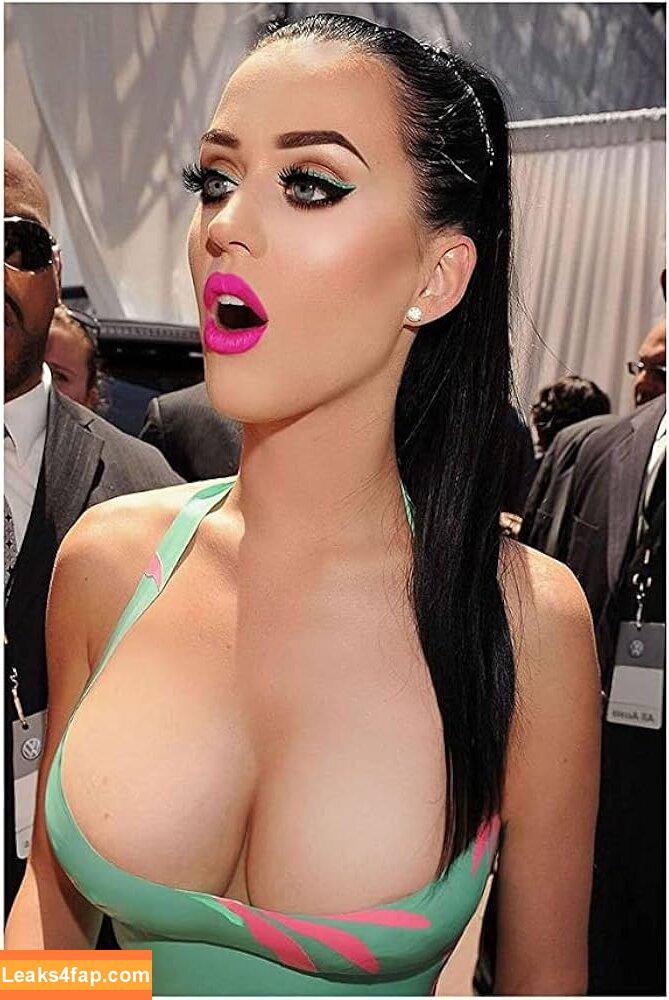 KatyPerry /  слитое фото фото #0001