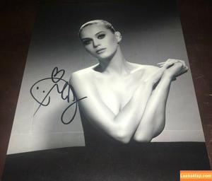 KatyPerry фото #0012