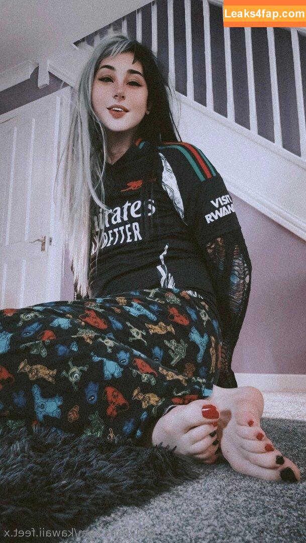kawaii.feet.x /  leaked photo photo #0025