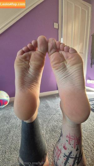 kawaii.feet.x photo #0010