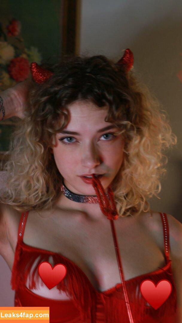 Kawaiikalikun / Kawaii_kami_kun / camiscrazyyy / kowaikun leaked photo photo #0018