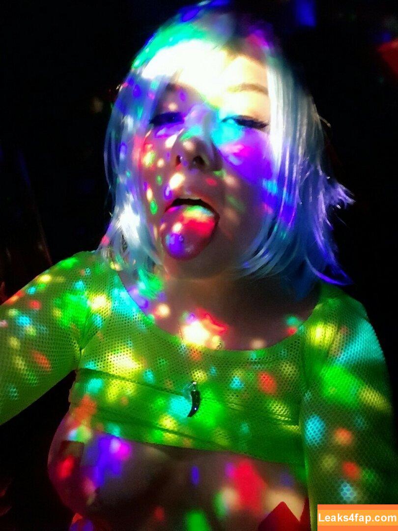 Kawaiiyummycums / thicccuubus / whoatakeiteasy leaked photo photo #0239