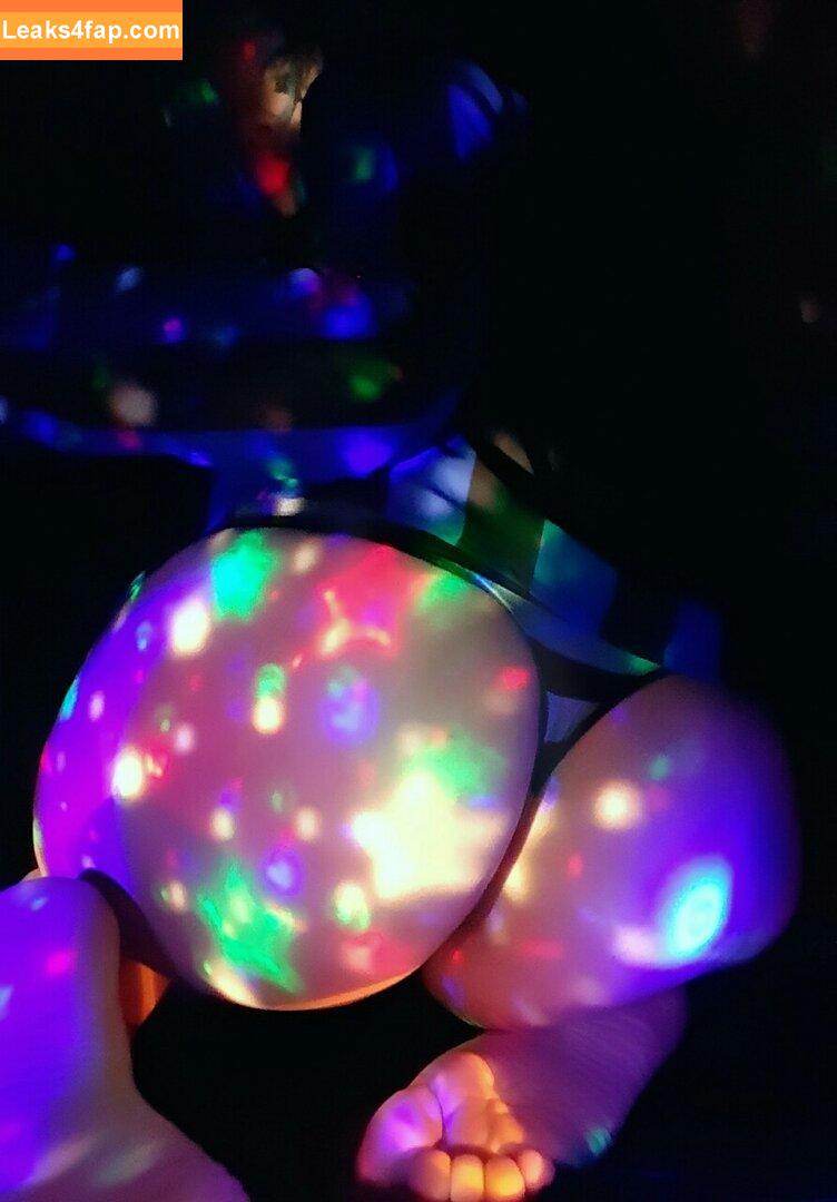 Kawaiiyummycums / thicccuubus / whoatakeiteasy leaked photo photo #0240