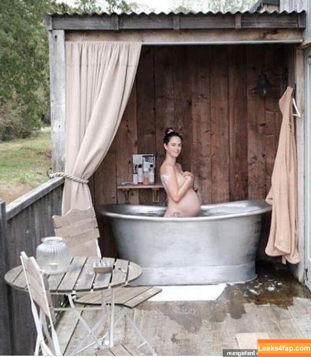 Kaya Scodelario / kayascods leaked photo photo #0427