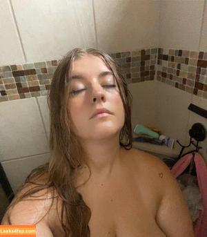 kayberry photo #0011