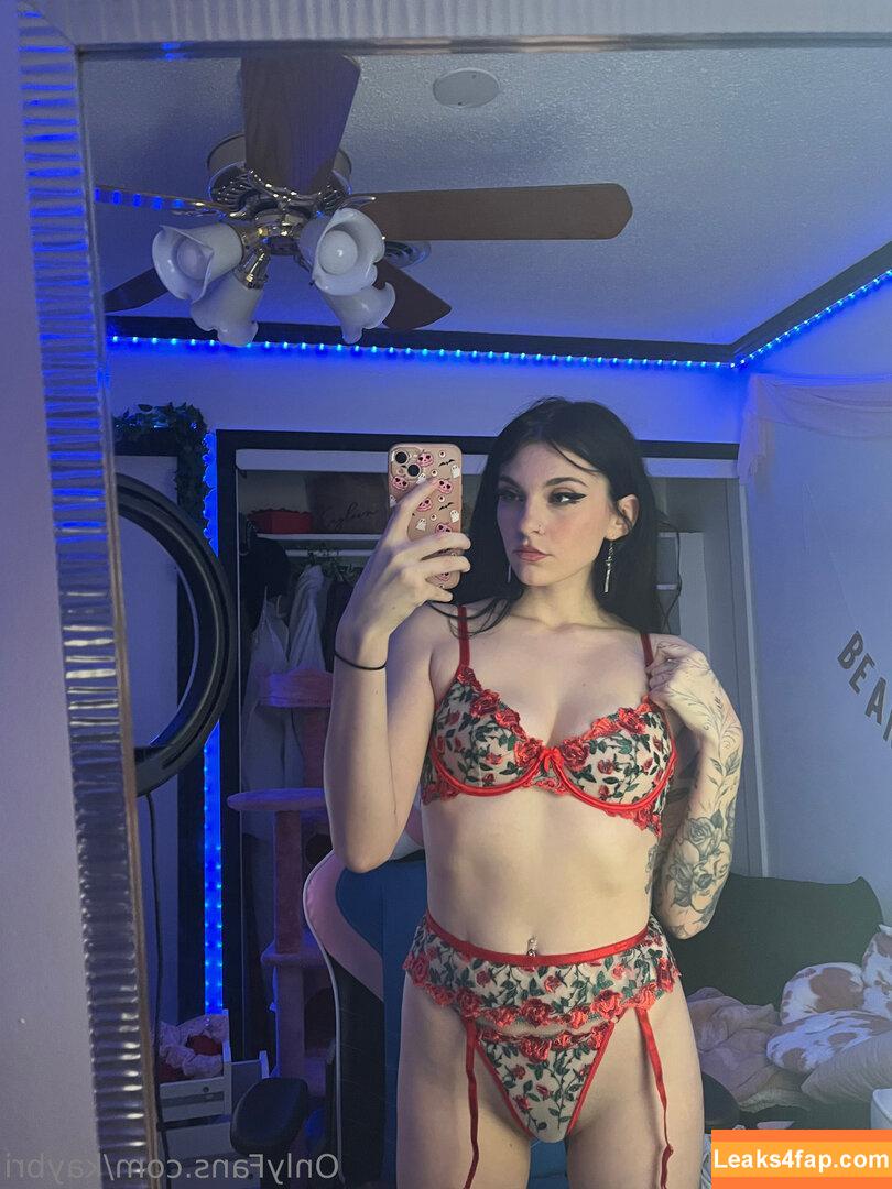 KayBri / kay.brixo leaked photo photo #0044