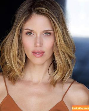 Kayla Ewell фото #0043