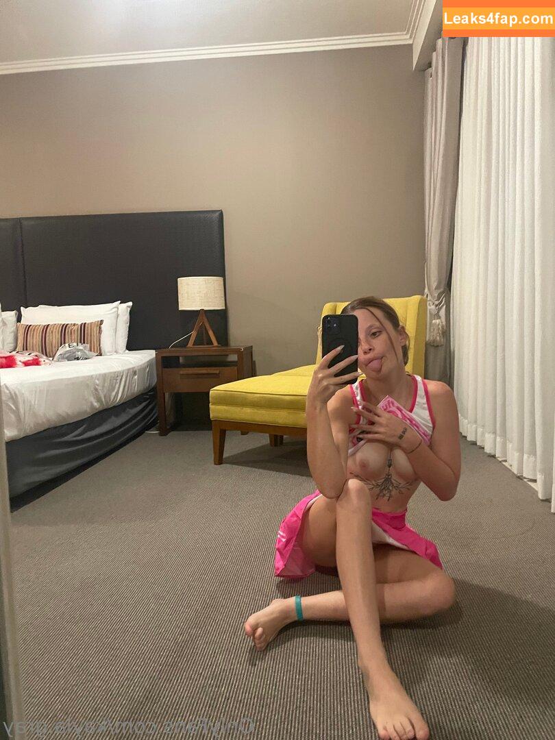 kayla.gray / kayla_grey leaked photo photo #0024
