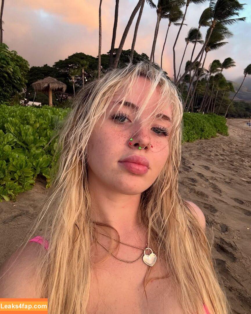 Kayla Malecc /  leaked photo photo #0004