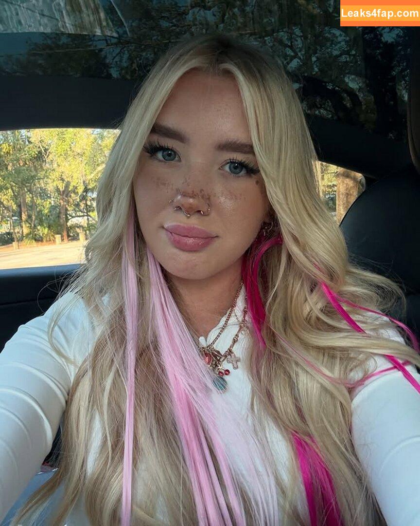 Kayla Malecc /  leaked photo photo #0006