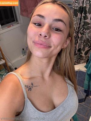 kaylablakely photo #0027