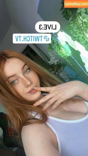 kdrkitten фото #0089