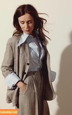Keeley Hawes photo #0069