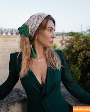 Keeley Hazel фото #0299