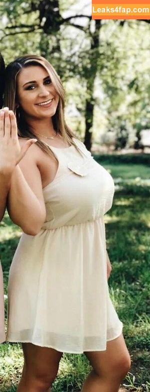 Keely Curry photo #0011