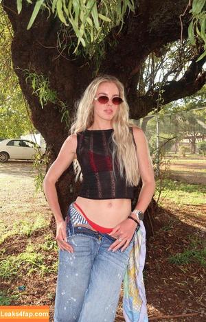 Keely Hodgkinson photo #0224
