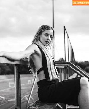 Keely Hodgkinson photo #0274