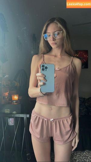 Keira Lhotan photo #0022