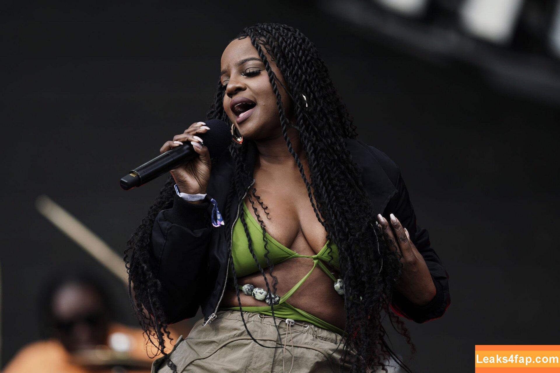 Keisha Buchanan / keishabuchanan / sugababes leaked photo photo #0041