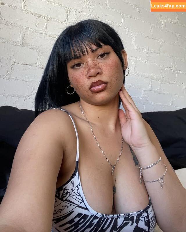 keisha.t.c_titus /  leaked photo photo #0001
