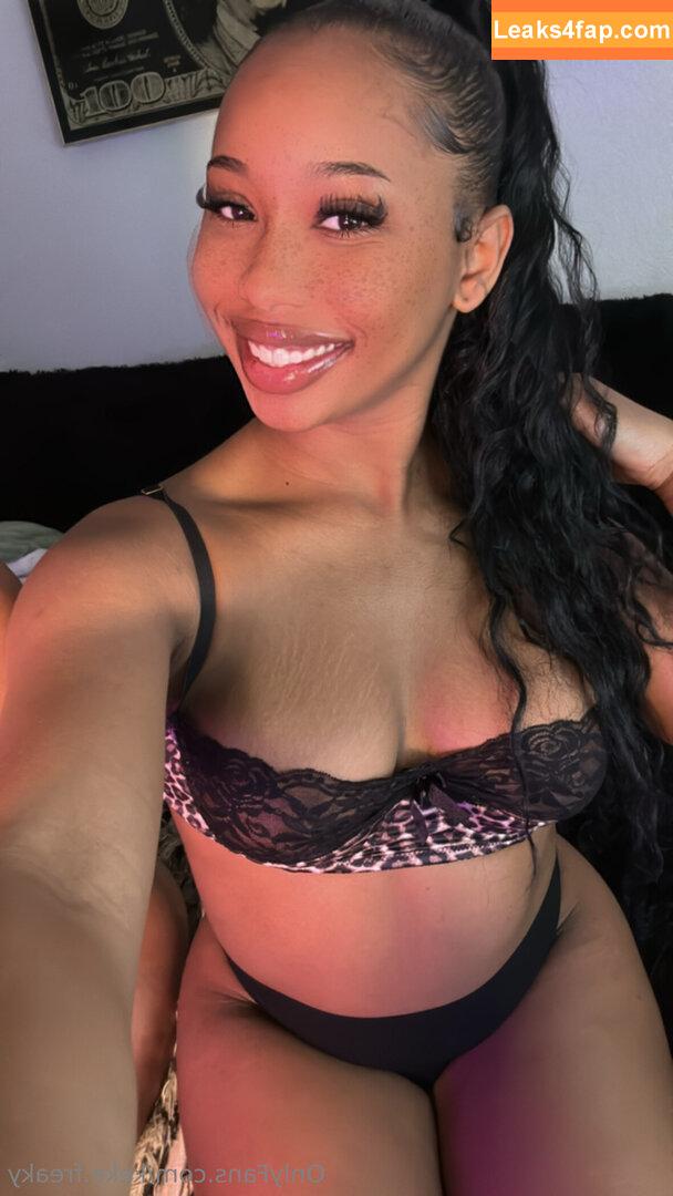 keke.freaky / savekeke leaked photo photo #0032