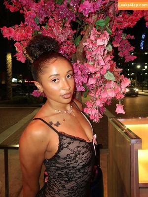 Kelani Jordan photo #0042