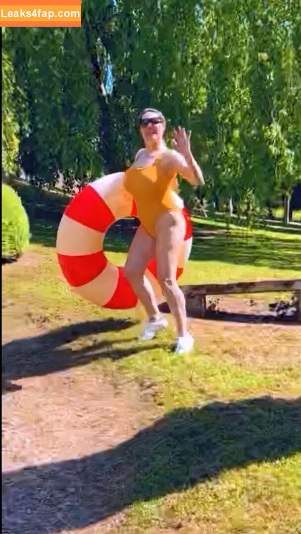 Kelly Brook / IAMKELLYBROOK / iamkb / kelly-brook слитое фото фото #0608