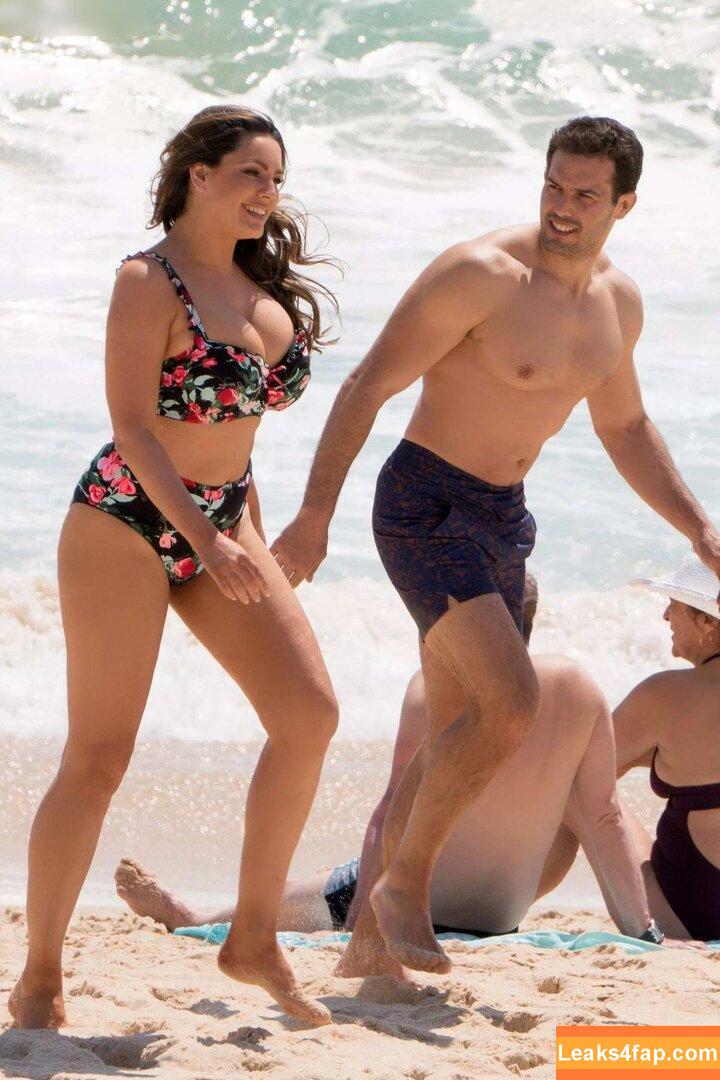 Kelly Brook / IAMKELLYBROOK / iamkb / kelly-brook leaked photo photo #1099