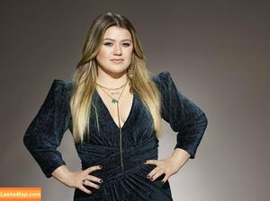 Kelly Clarkson photo #0005