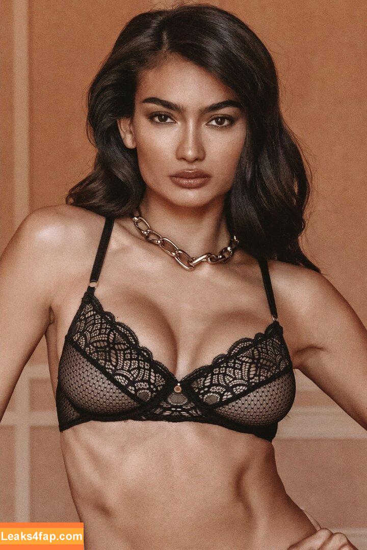 Kelly Gale / kellybellyboom / kellygale слитое фото фото #0460