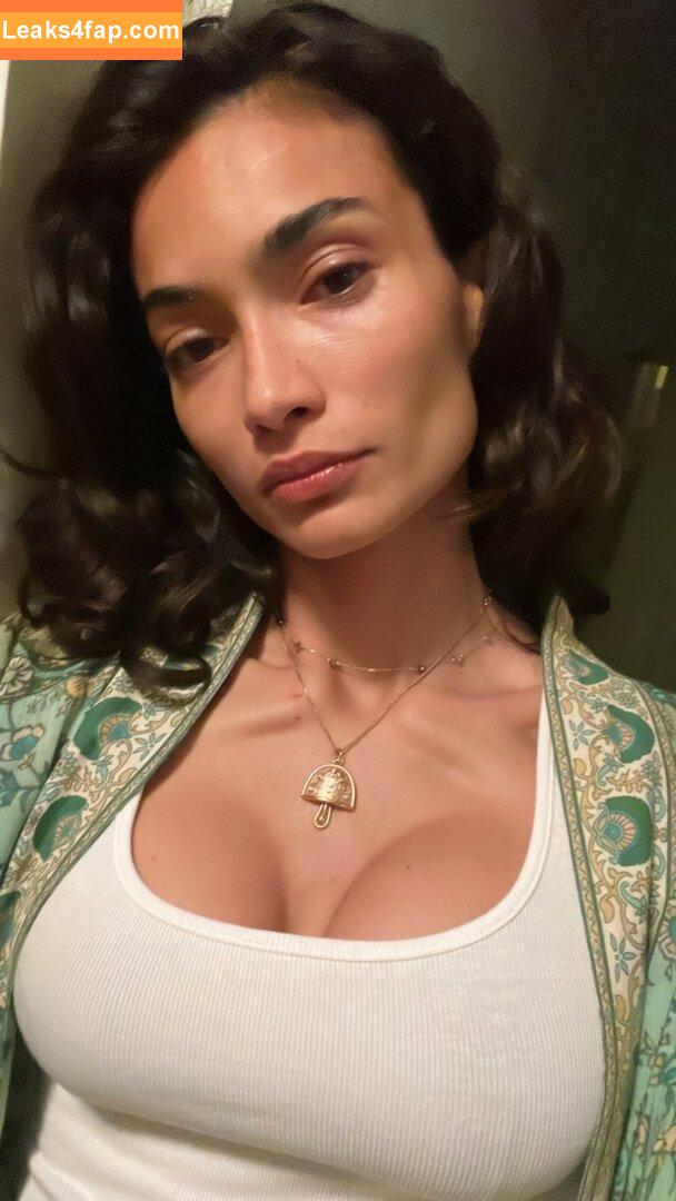 Kelly Gale / kellybellyboom / kellygale leaked photo photo #0864