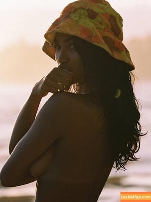 Kelly Gale фото #0912