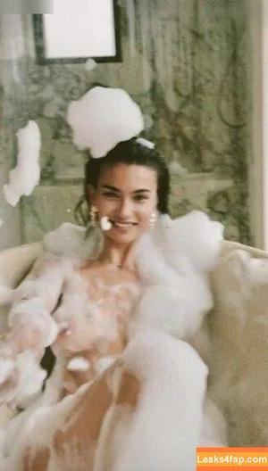 Kelly Gale фото #0920