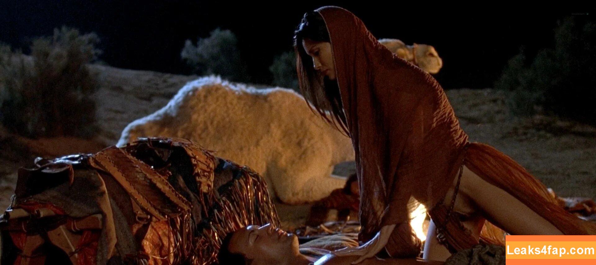 Kelly Hu / 33edge / kellyhu leaked photo photo #0286