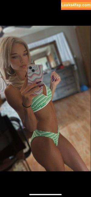 Kelly Lyn photo #0001