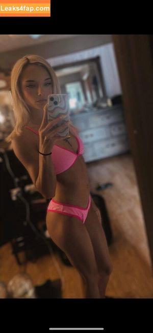 Kelly Lyn photo #0004