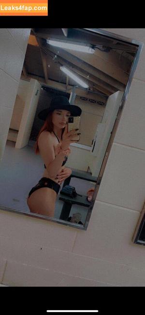 Kelly Lyn photo #0014