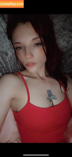 Kelly Lyn photo #0015