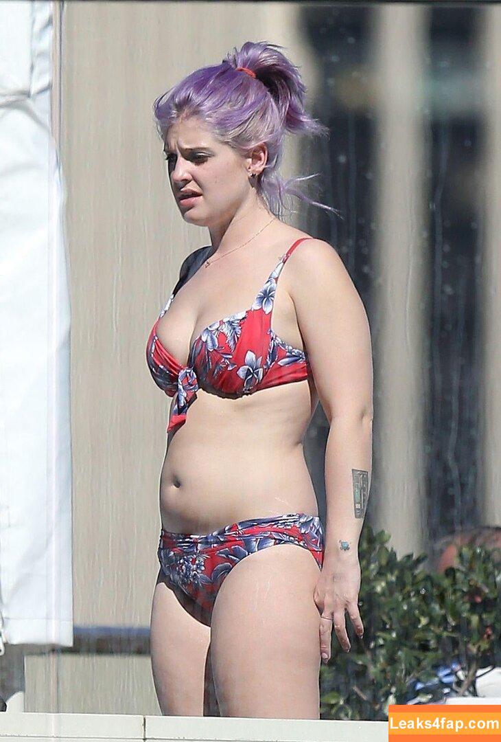 Kelly Osbourne / KellyOsbourne leaked photo photo #0002