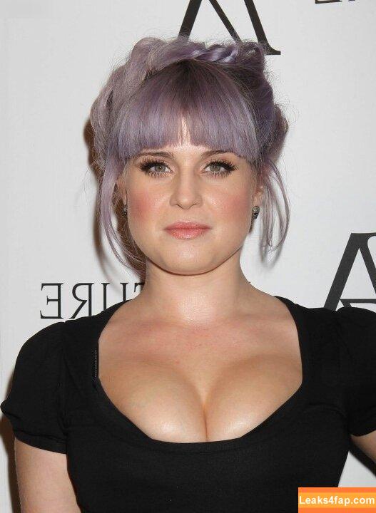 Kelly Osbourne / KellyOsbourne leaked photo photo #0028