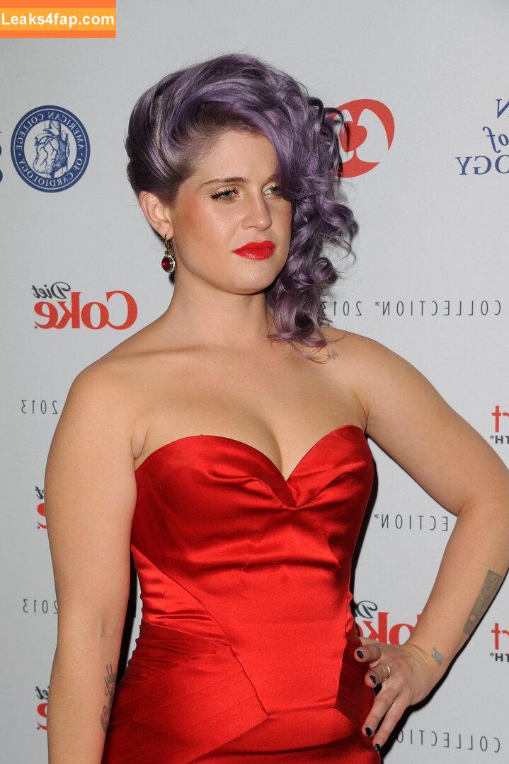 Kelly Osbourne / KellyOsbourne leaked photo photo #0040