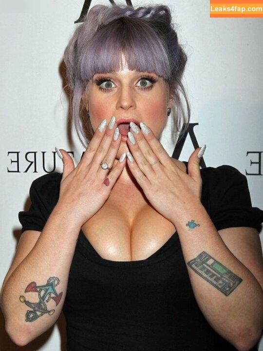 Kelly Osbourne / KellyOsbourne leaked photo photo #0050