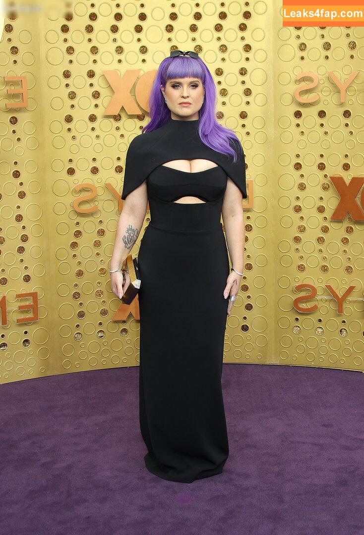 Kelly Osbourne / KellyOsbourne leaked photo photo #0073