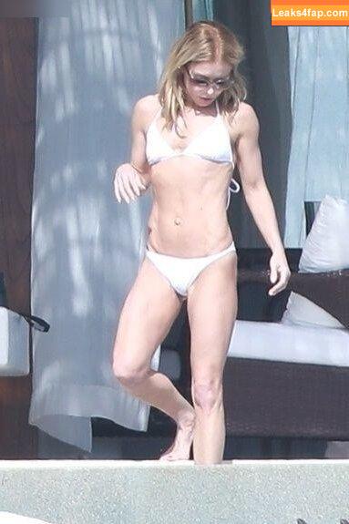 Kelly Ripa / kellyripa leaked photo photo #0045