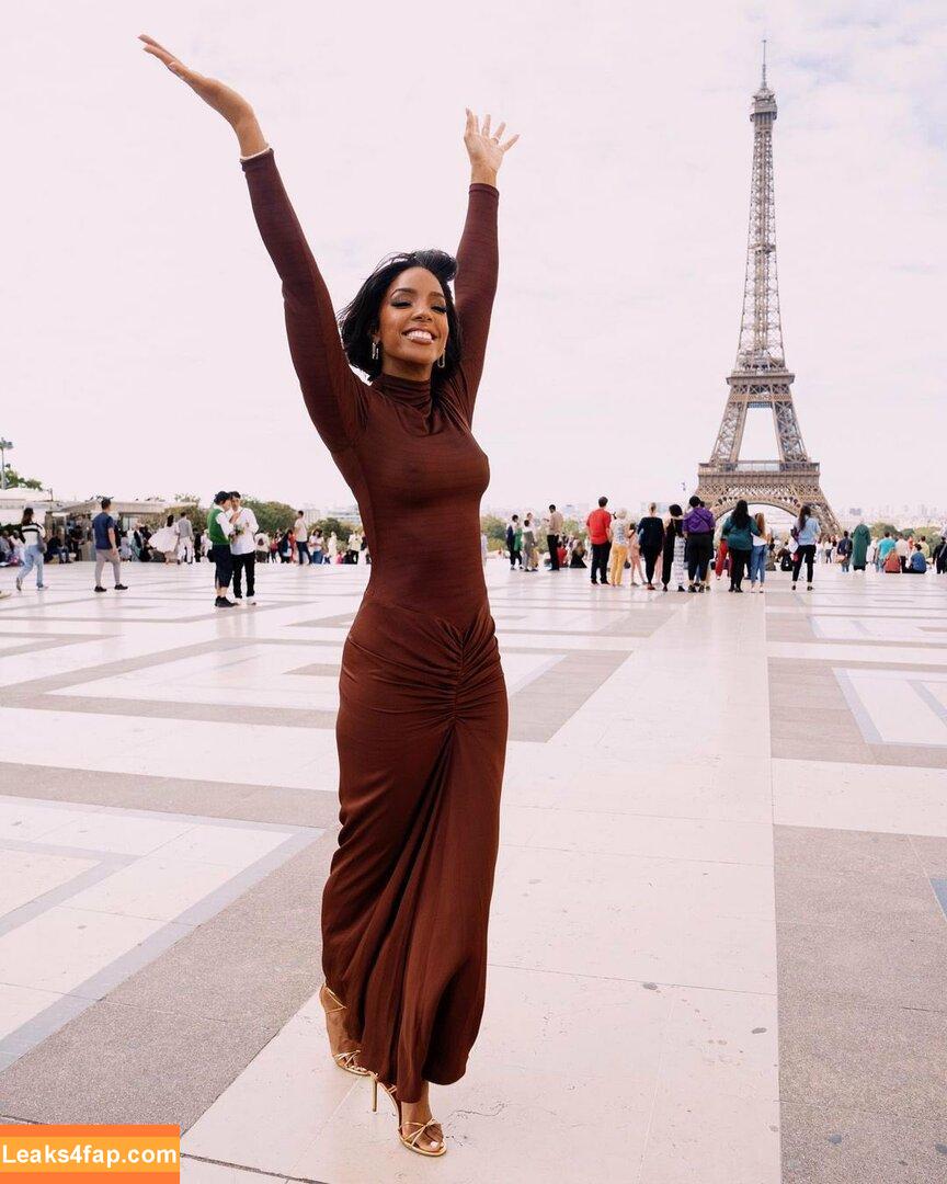 Kelly Rowland / kellyrowland / morenapieldefuego leaked photo photo #0009