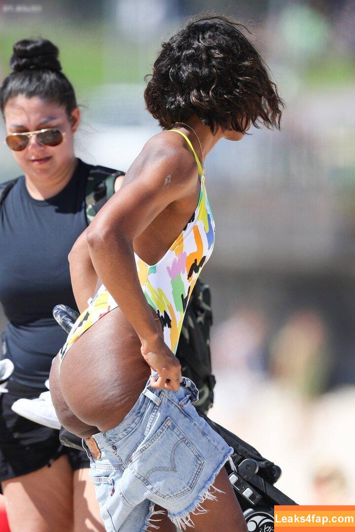 Kelly Rowland / kellyrowland / morenapieldefuego leaked photo photo #0070