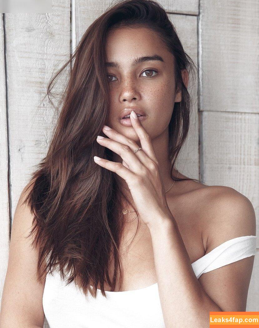 Kelsey Merritt / kelseymerritt / kelsmerritt leaked photo photo #0039