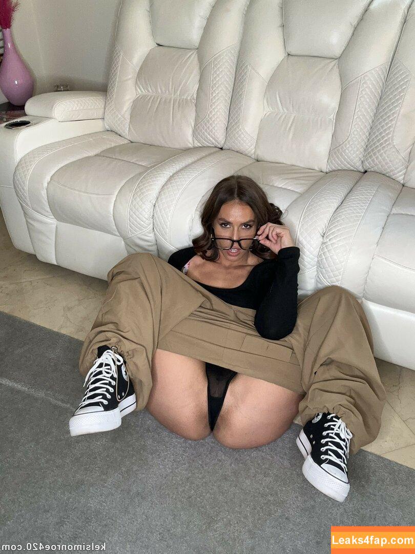 Kelsi Monroe / ficialkmbooty / officialkmbooty / officialkmig2 leaked photo photo #0250